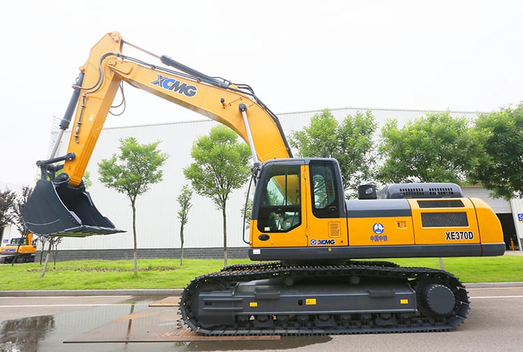 XCMG new 37 ton big excavators XE370D Chinese large dragline crawler excavator machine price